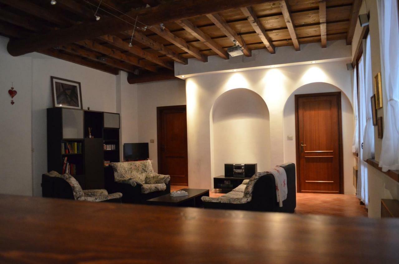 Agriturismo Cipolli E Podo Corte Carlini Mantova Luaran gambar